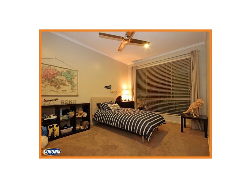 7 Freya Court, Newport QLD 4020