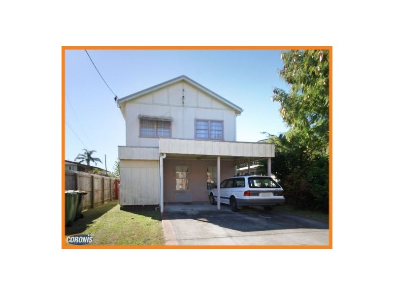 6 Caroline Street, Woody Point QLD 4019