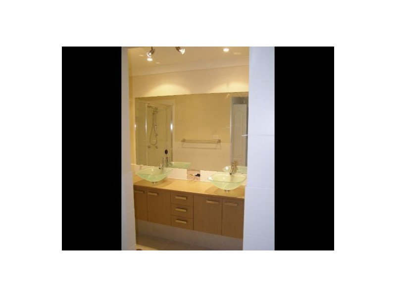 5/7 Warde Street, Scarborough QLD 4020