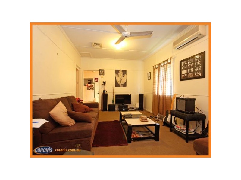 12 Silcock Street, Clontarf QLD 4019