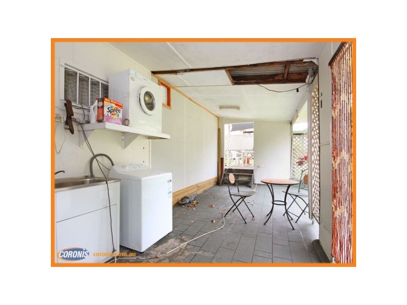 12 Silcock Street, Clontarf QLD 4019