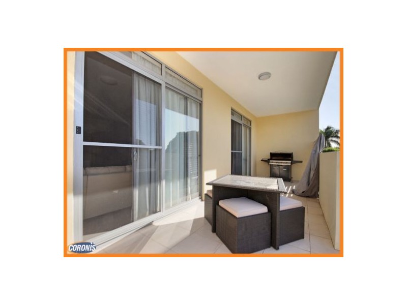4/32 Rock Street, Scarborough QLD 4020