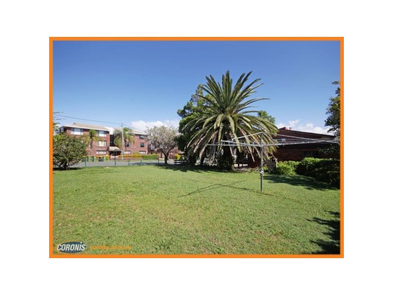 103 Oxley Avenue, Woody Point QLD 4019