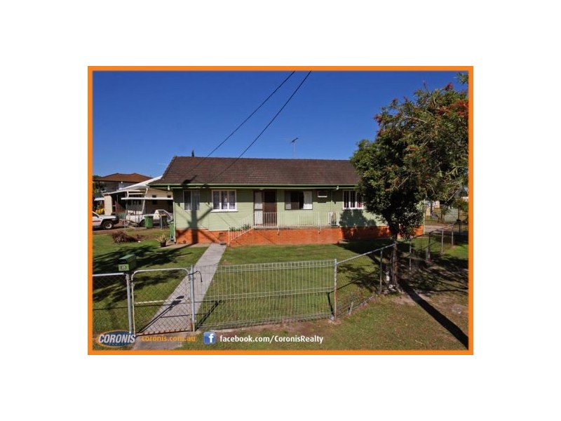 33 Scarborough Road, Redcliffe QLD 4020