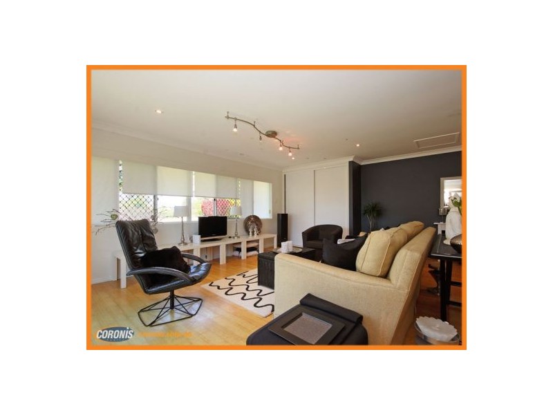145 Landsborough Avenue, Scarborough QLD 4020