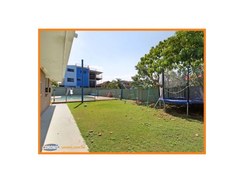 145 Landsborough Avenue, Scarborough QLD 4020