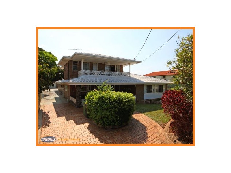 145 Landsborough Avenue, Scarborough QLD 4020