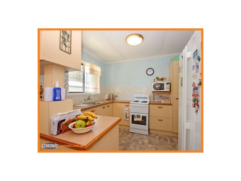 33 Centaur Street, Redcliffe QLD 4020