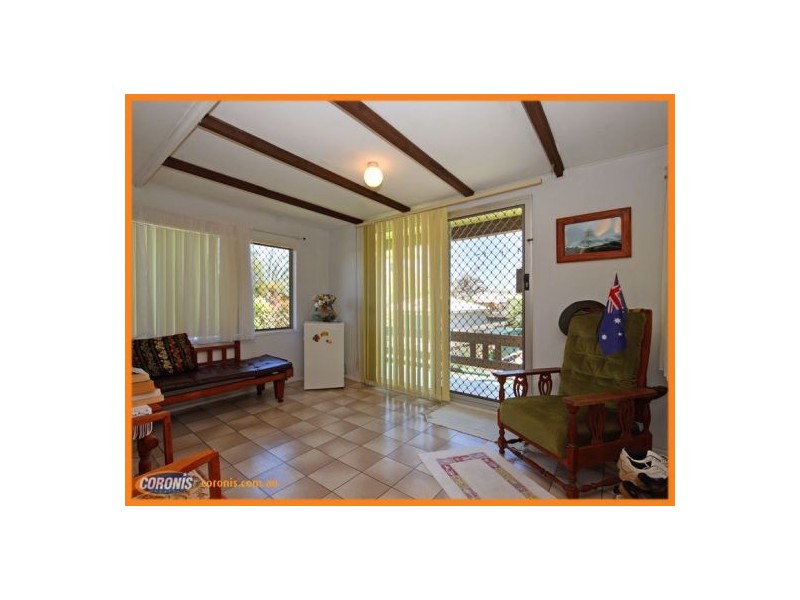 33 Centaur Street, Redcliffe QLD 4020