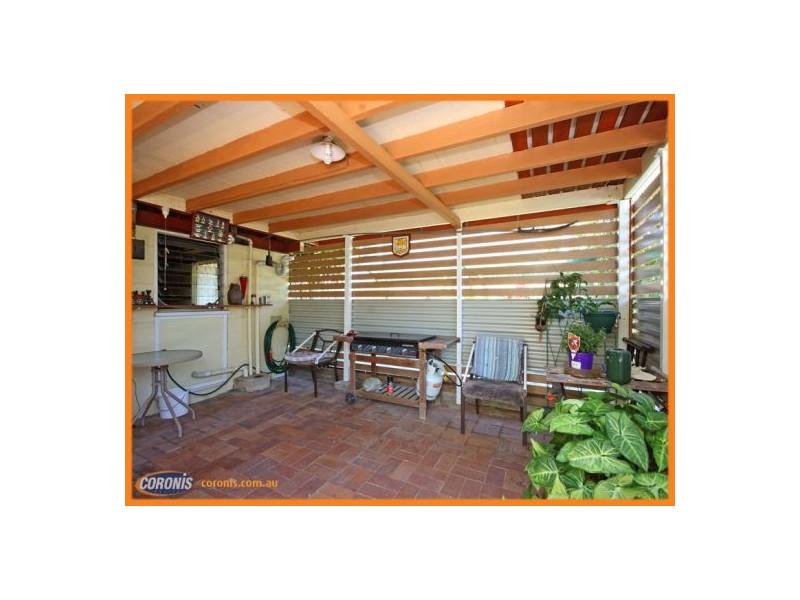 33 Centaur Street, Redcliffe QLD 4020