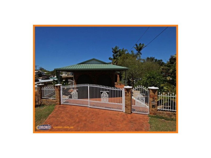 4 Thompson Crescent, Clontarf QLD 4019