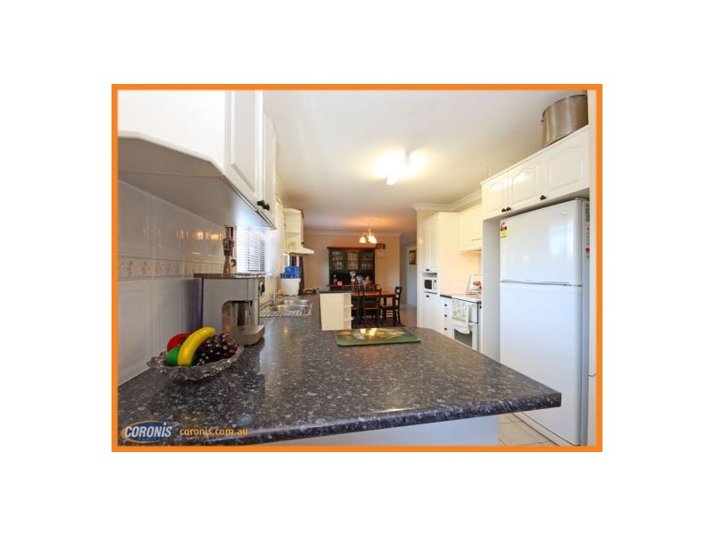 4 Thompson Crescent, Clontarf QLD 4019