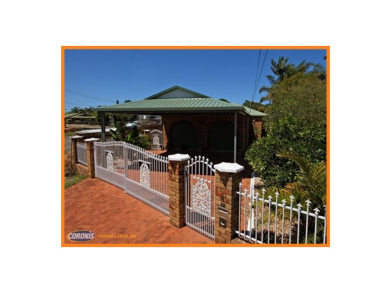 4 Thompson Crescent, Clontarf QLD 4019
