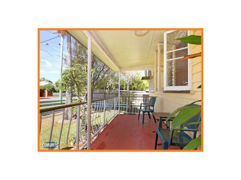 33 Baldwin Street, Redcliffe QLD 4020