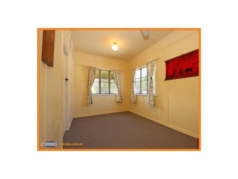 33 Baldwin Street, Redcliffe QLD 4020