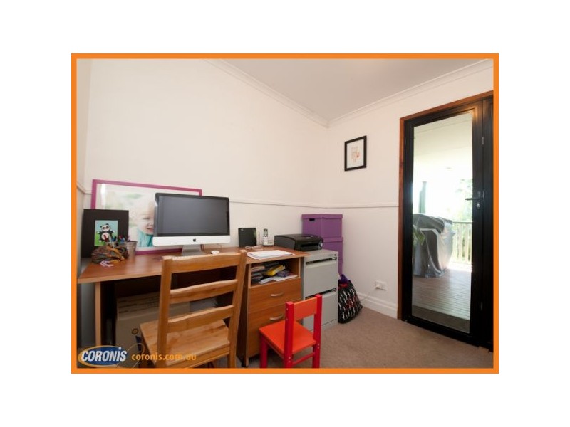 17 McLennan Street, Woody Point QLD 4019