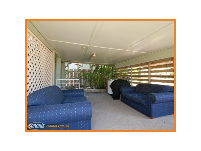 17 McLennan Street, Woody Point QLD 4019