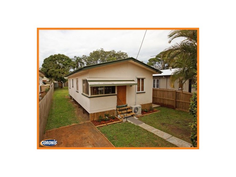 20 Inglis Street, Woody Point QLD 4019