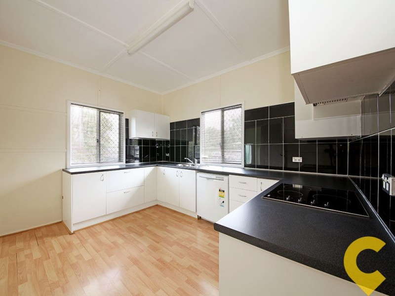 134 Oxley Avenue, Woody Point QLD 4019