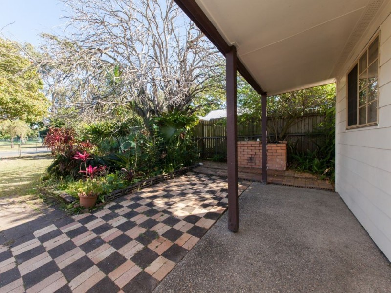 9 Livermore Street, Redcliffe QLD 4020