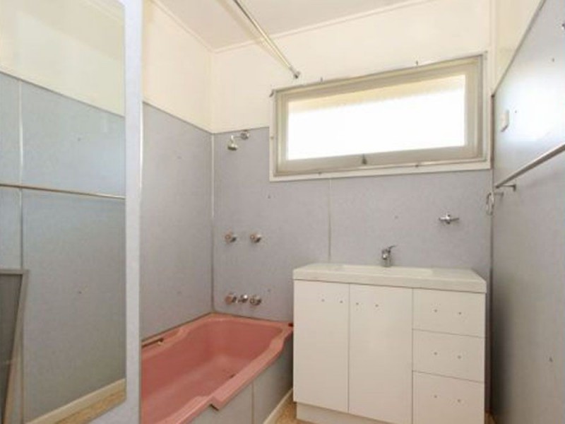 8 Windsor Street, Margate QLD 4019