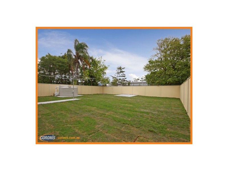 18 Ashmole Road, Redcliffe QLD 4020