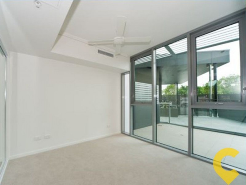 20003/8 Hercules Road, Hamilton QLD 4007