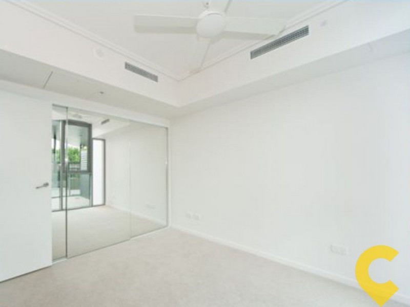 20003/8 Hercules Road, Hamilton QLD 4007