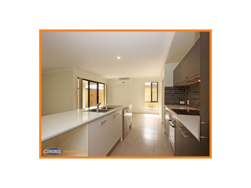 35 Denham Crescent, North Lakes QLD 4509