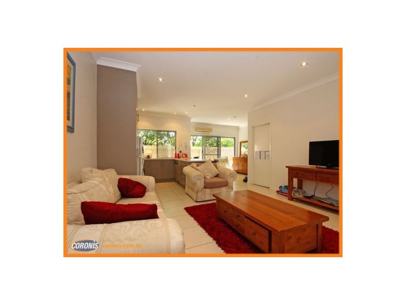 7/415 Scarborough Road, Scarborough QLD 4020