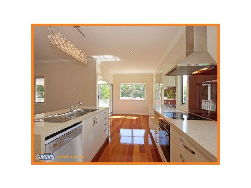 22a Seaville Avenue, Scarborough QLD 4020