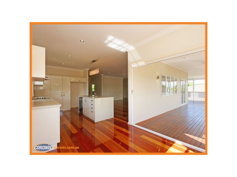 22a Seaville Avenue, Scarborough QLD 4020