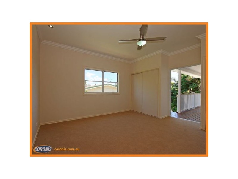 22a Seaville Avenue, Scarborough QLD 4020