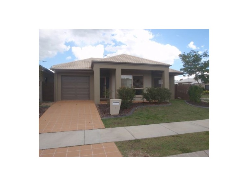 9 Freeman Street, North Lakes QLD 4509