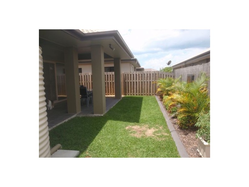 9 Freeman Street, North Lakes QLD 4509