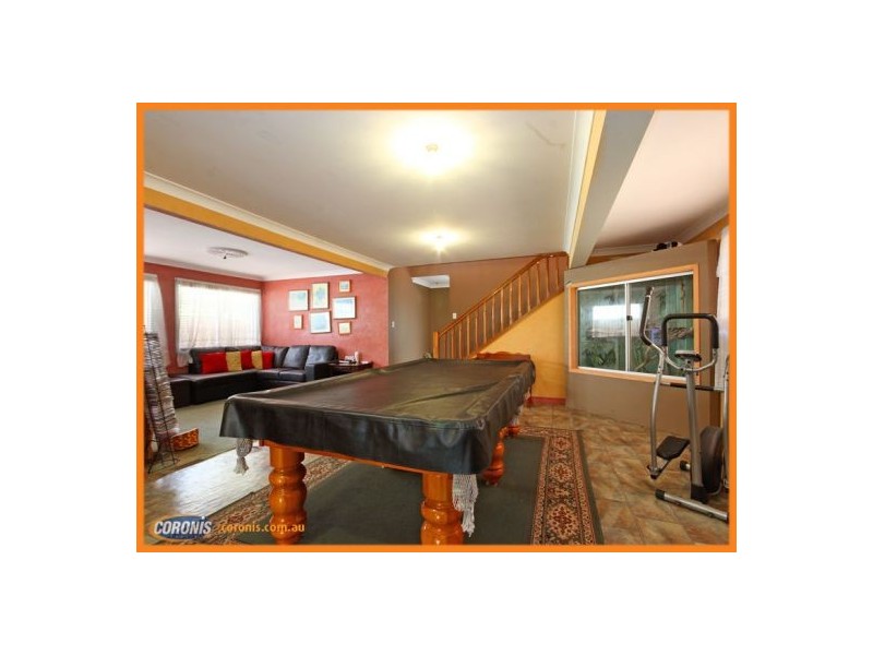 12 Fourth Avenue, Scarborough QLD 4020