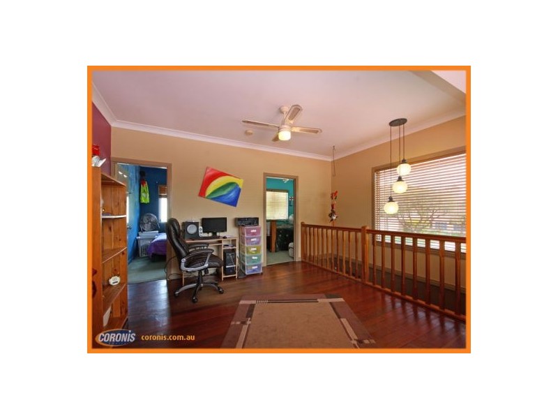 12 Fourth Avenue, Scarborough QLD 4020