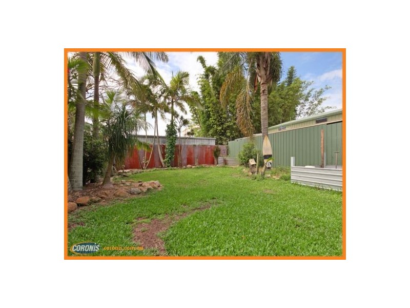 12 Fourth Avenue, Scarborough QLD 4020