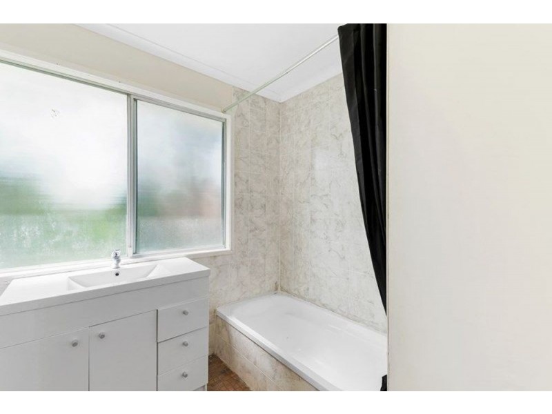 1 Central Avenue, Deception Bay QLD 4508