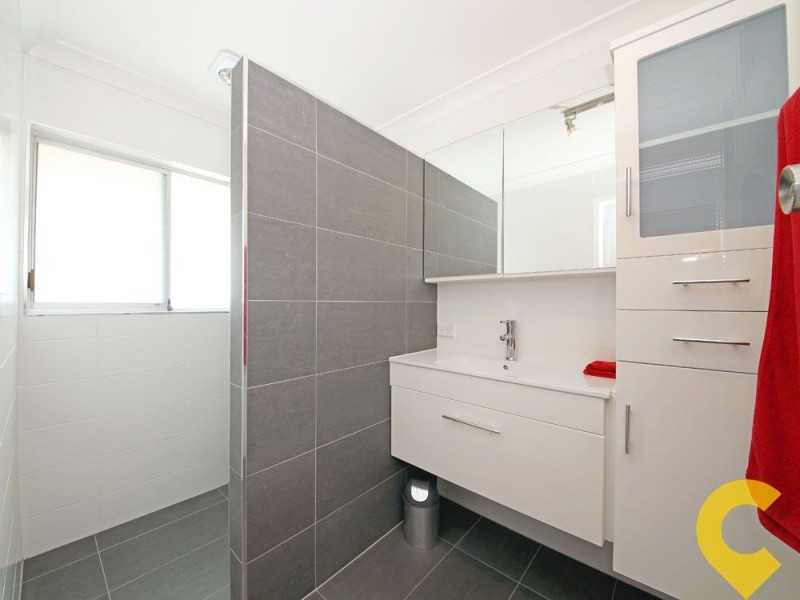 6 Wallace Street, Redcliffe QLD 4020