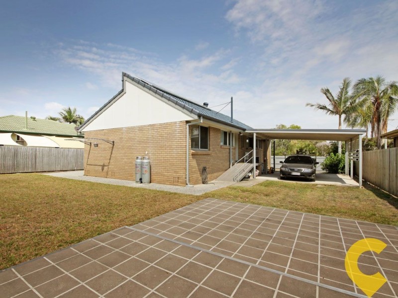 6 Wallace Street, Redcliffe QLD 4020