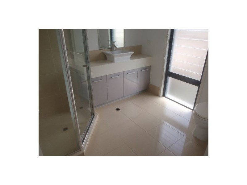 1/3 Macdonnell Road, Margate QLD 4019