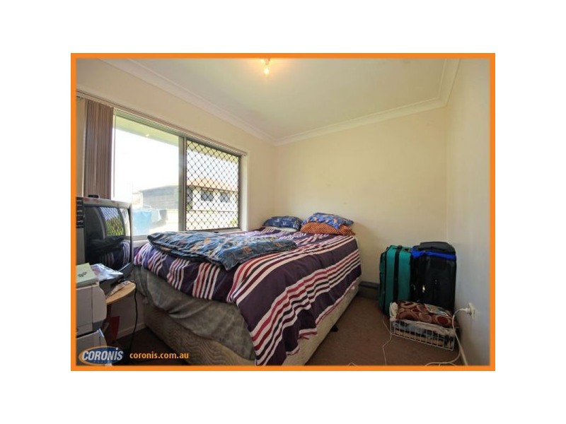 8 Amanda Street, Scarborough QLD 4020