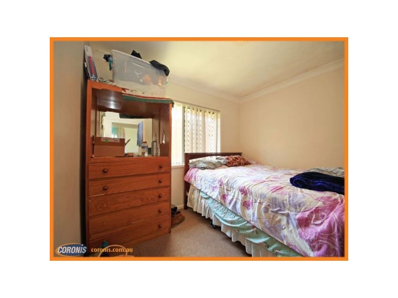 8 Amanda Street, Scarborough QLD 4020