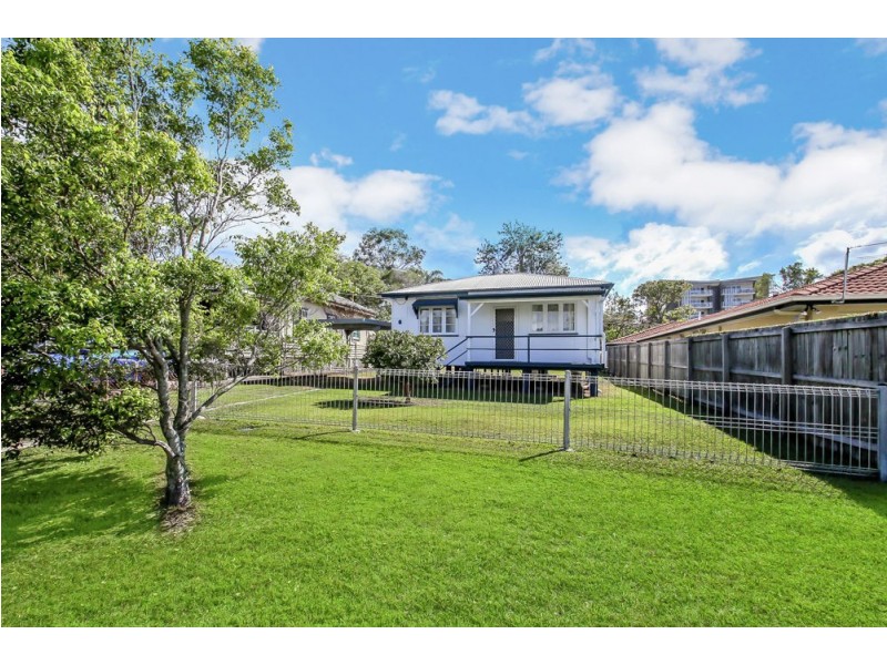 6 Jamieson Street, Redcliffe QLD 4020