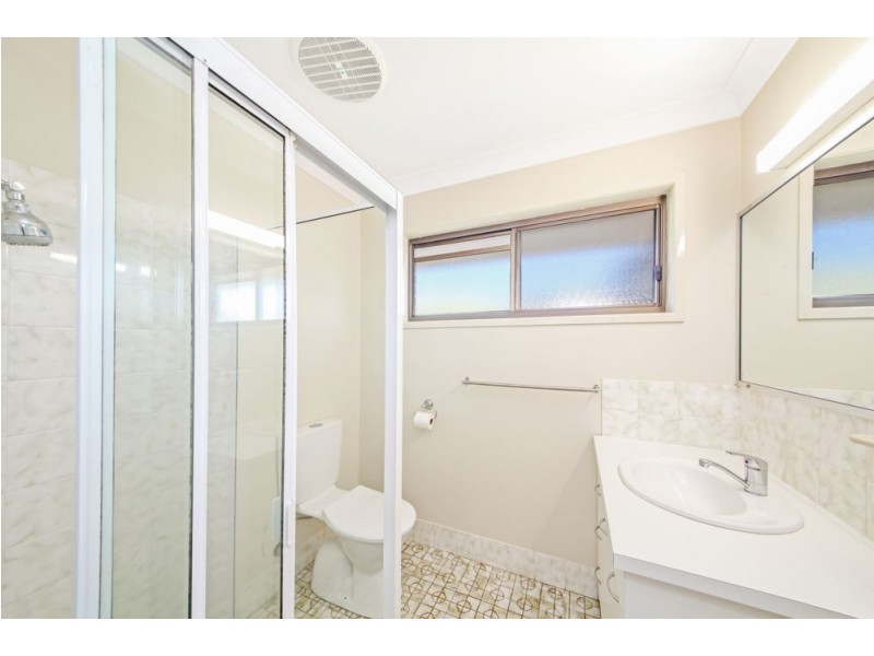 18 Daniel Court, Scarborough QLD 4020