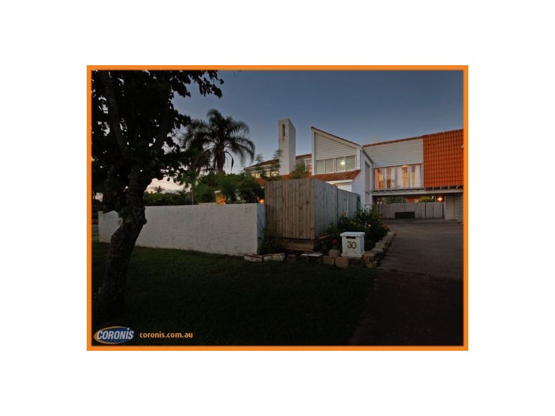 1/30 King Street, Woody Point QLD 4019