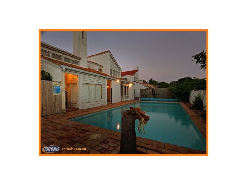 1/30 King Street, Woody Point QLD 4019