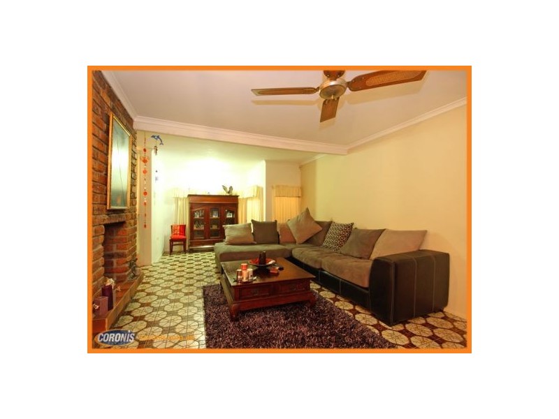 1/30 King Street, Woody Point QLD 4019