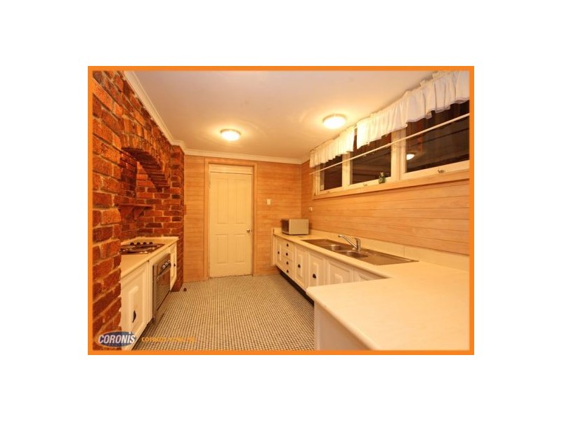 1/30 King Street, Woody Point QLD 4019